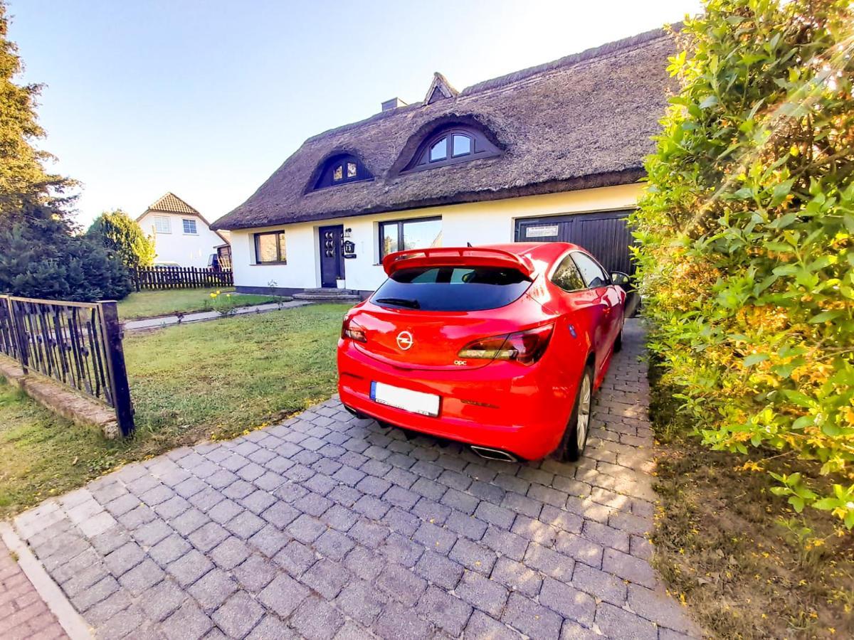 Ferienwohnung Seekiste Born Exterior photo